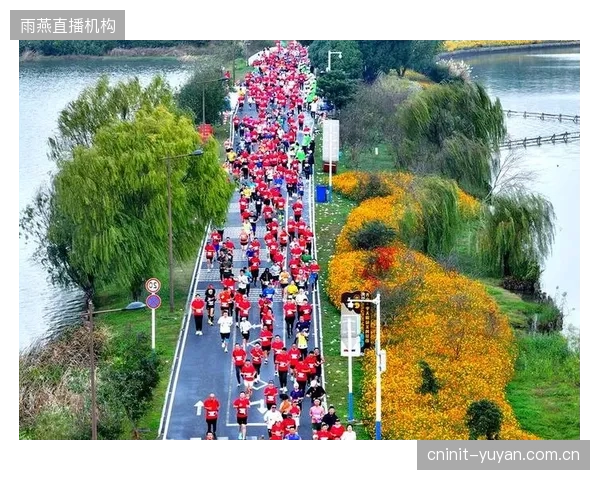 车路协同技术将首先服务于城市骑行与马拉松赛道，为大众户外运动提供主动式安全保障